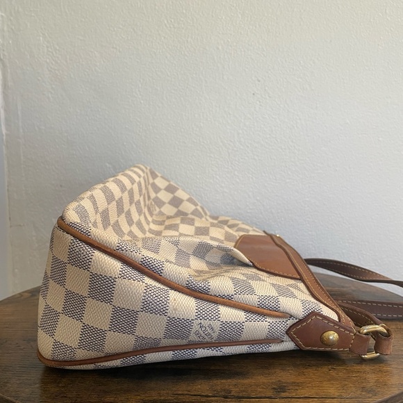 Louis Vuitton Siracusa PM Handbag - Picture 5 of 10